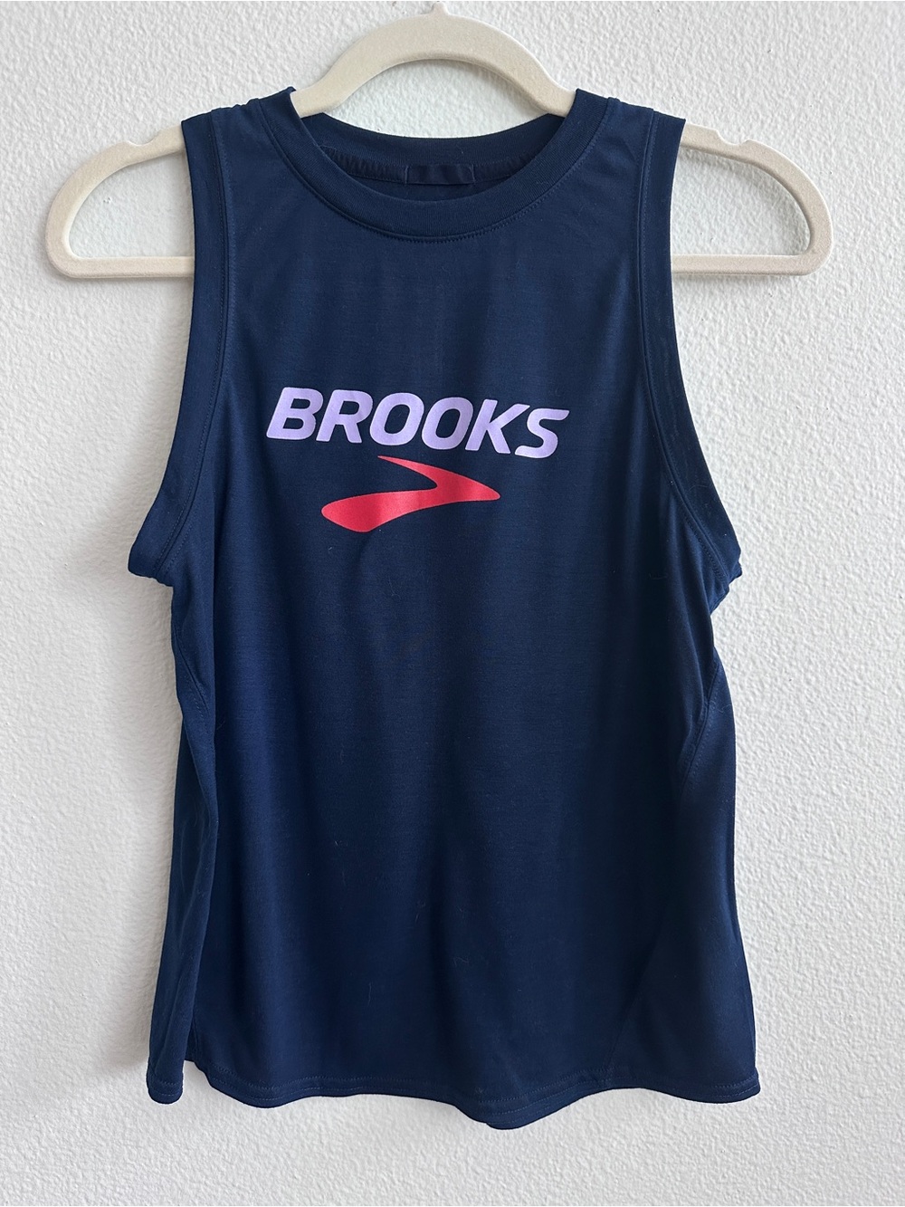 Brooks® Women's Distance Tank (S) in Navy Blue - Like New - Picture 2 of 4